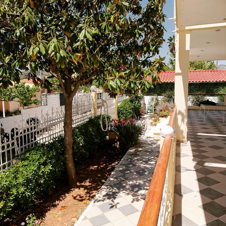 Villa Filoxenia All Seasons, Near Airport, Sea, Athens Agia Marina  المظهر الخارجي الصورة