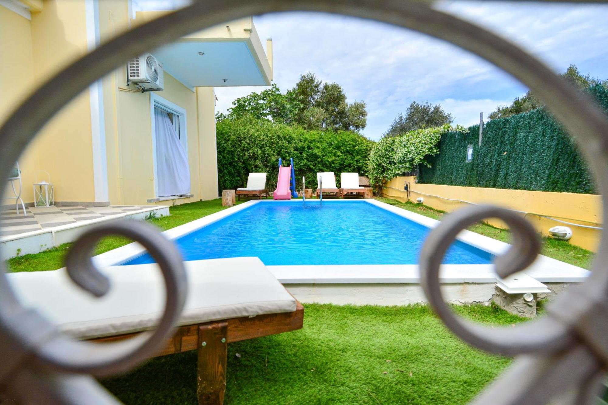 Villa Filoxenia All Seasons, Near Airport, Sea, Athens Agia Marina  المظهر الخارجي الصورة