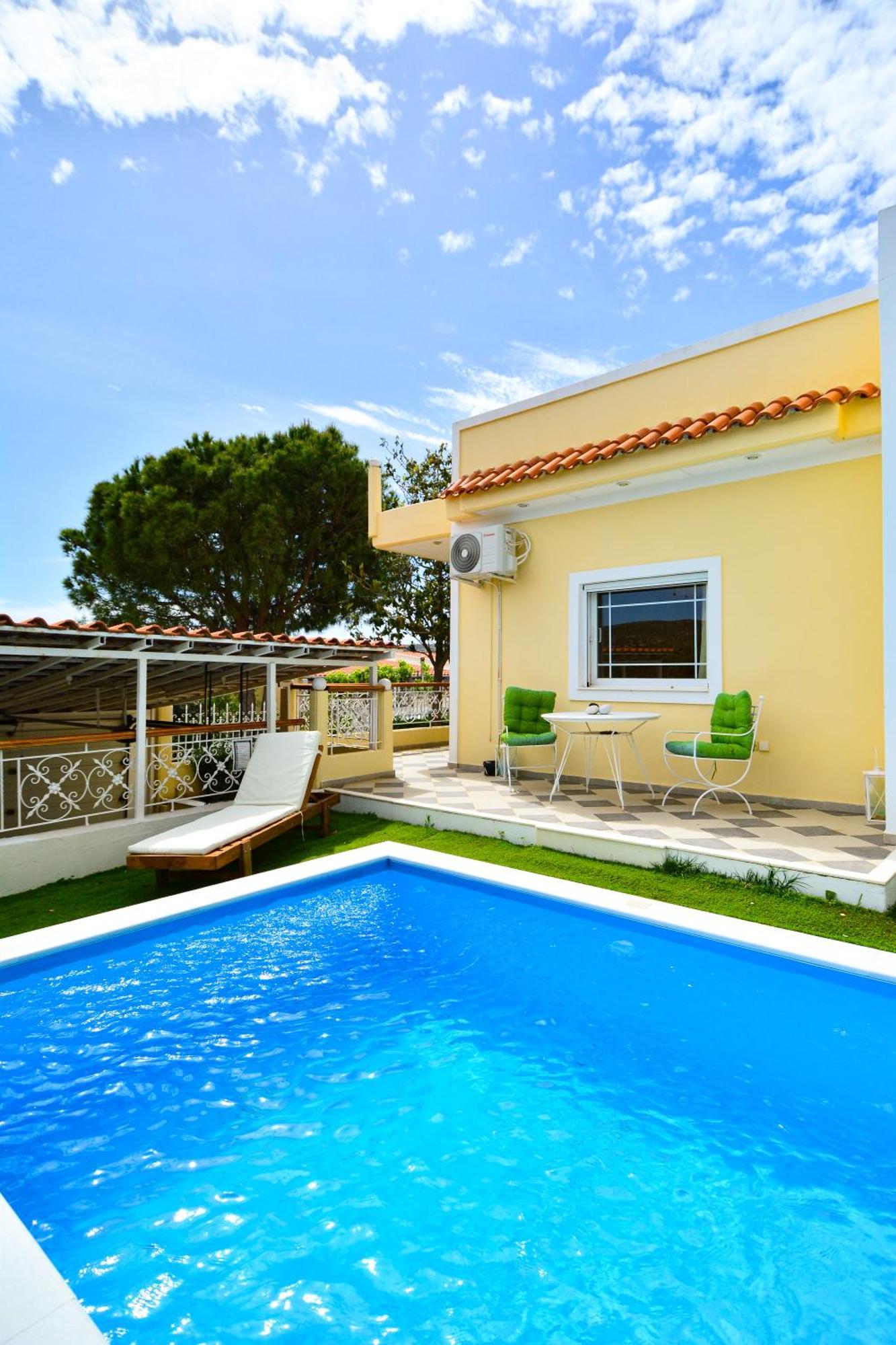 Villa Filoxenia All Seasons, Near Airport, Sea, Athens Agia Marina  المظهر الخارجي الصورة