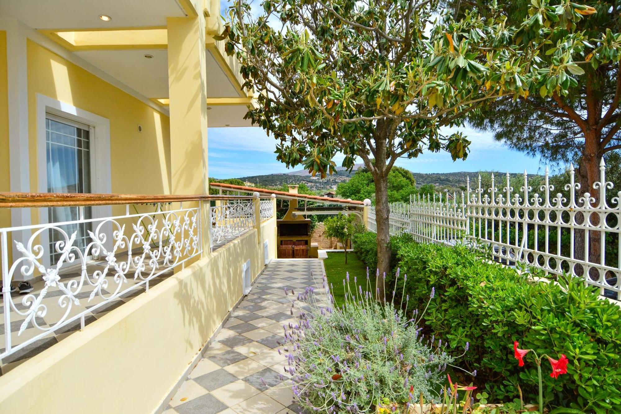 Villa Filoxenia All Seasons, Near Airport, Sea, Athens Agia Marina  المظهر الخارجي الصورة